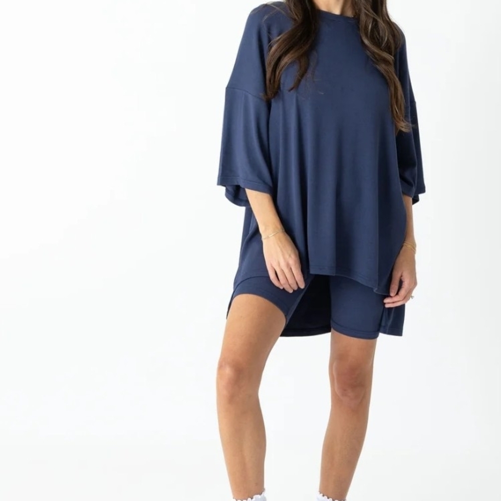 Women's Navy Plat Set